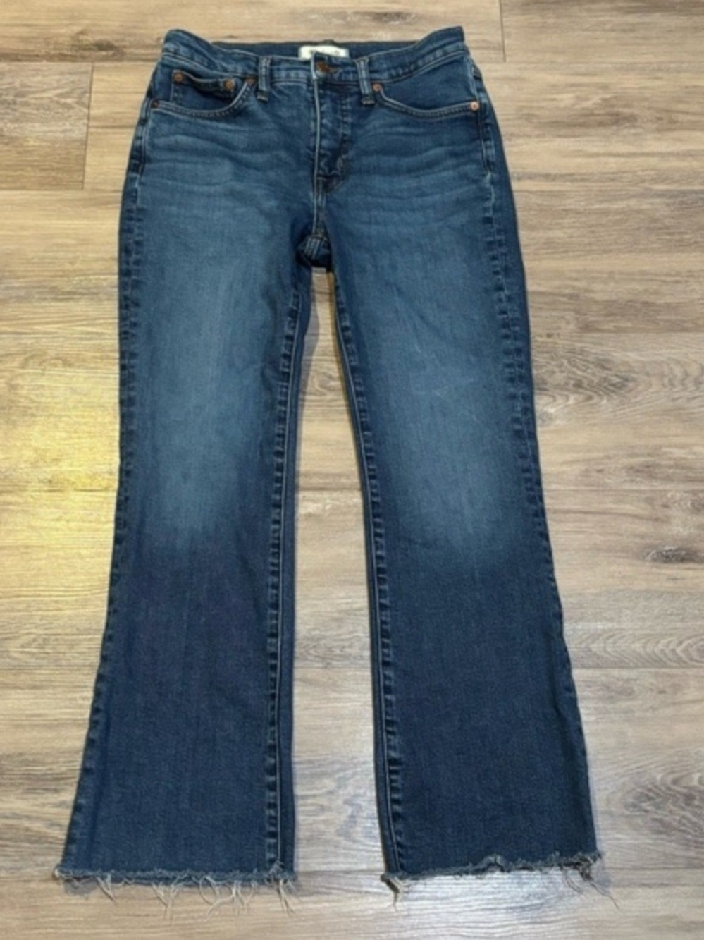Madewell Mid-rise Kickout Jeans Size 27